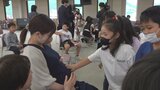 「すてきな命をプレゼントしてくれてありがとうと言いたい」小学3年生が赤ちゃんの成長過程を学ぶ 甲府市|TBS NEWS DIG