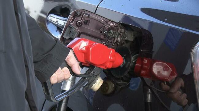 高騰するガソリン価格「4割は税金」51年前に導入の道路整備財源目的「25.1円の暫定税率」が上乗せ|TBS NEWS DIG