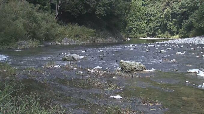 川遊び中の事故か…徳島・鮎喰川でウェットスーツ姿の64歳男性の遺体を発見妻から前夜に「帰ってこない」と通報|TBS NEWS DIG