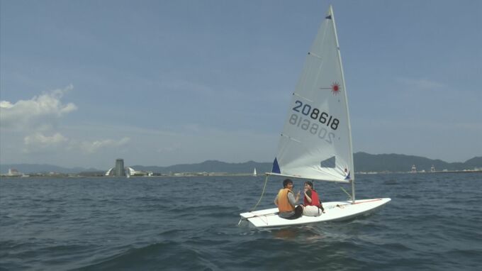 夏休み最初の日曜日…真夏の海で爽快！〝セーリング〟体験　鳥取・境港市　|　BSSニュース | BSS山陰放送