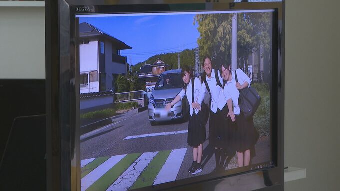 「横断歩道ではハンドサイン」高校生が交通安全呼びかける動画制作　警察から感謝状|TBS NEWS DIG