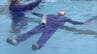 水の事故に遭った際は「浮いて待つ」　宗像市の中学校で着衣泳体験　|　福岡のニュース｜RKB NEWS｜RKB毎日放送