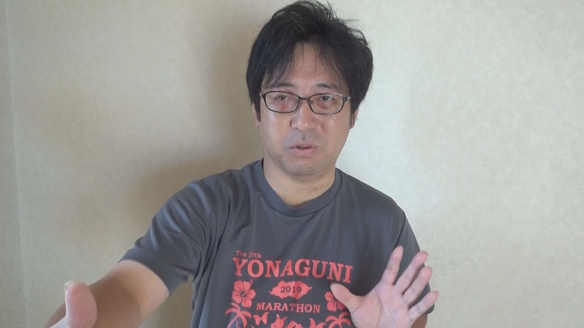 「助手席の窓に大きな岩を投げつけられた」被害の市議語る 男らに呼び出された直後に襲われたか  