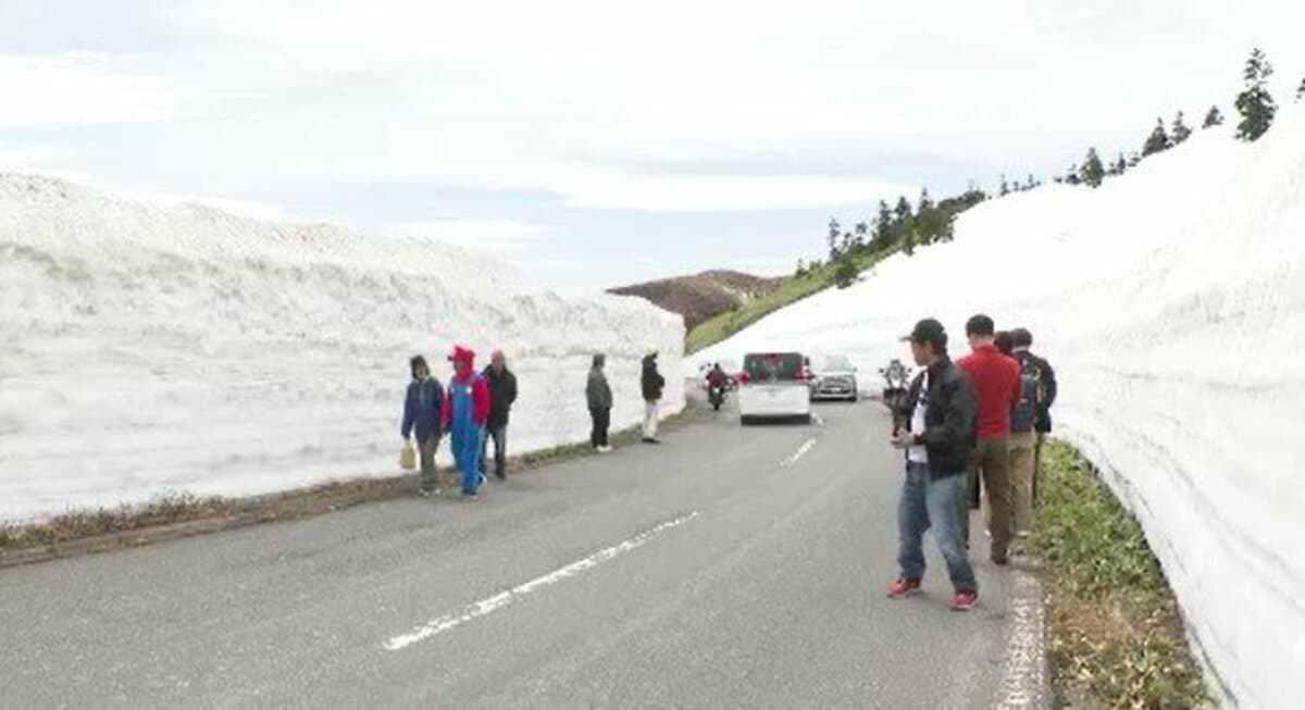 日本一標高が高い国道」最高地点の標高は2100メートル余り！「志賀草津