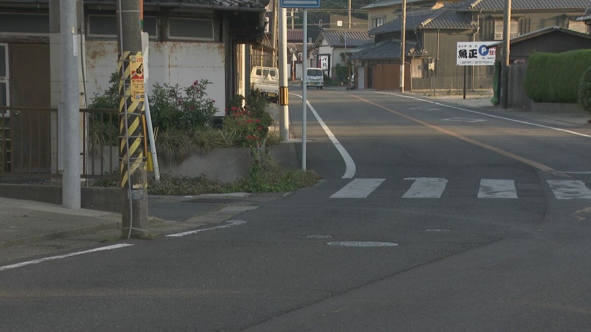 サイクリングの53歳男性 軽乗用車にひき逃げされ重傷 頭がい骨折れる グループで走行中に「自転車と車が接触」愛知の国道