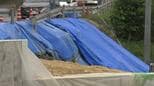 南城市の国道331号で擁壁が幅15メートル崩落　終日片側交互通行の規制|TBS NEWS DIG