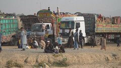 パキスタン　不法移民の一斉摘発開始　各地でアフガン人を拘束・送還| TBS CROSS DIG with Bloomberg