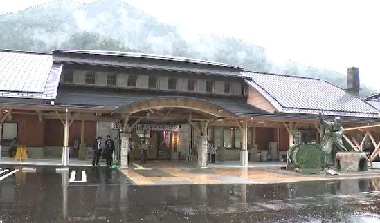道の駅「遠山郷」がグランドオープン…再整備で4年ぶり再開　塩分を含む泉質が特徴の「かぐらの湯」　|　SBC NEWS | 長野のニュース | SBC信越放送