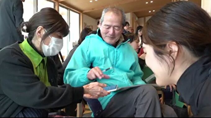 「歩いてポイントアップ」能登半島地震の被災住民、外出促進・健康増進へ「のとピっと」体験会 災害時の把握と支援に|TBS NEWS DIG