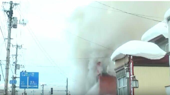 7時間燃え続け6棟焼ける　新庄市小田島町の住宅火災はようやく鎮火（山形）　|　山形のニュース│TUYテレビユー山形