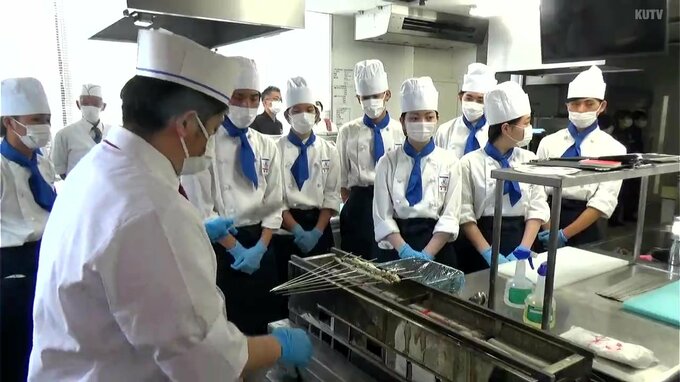 外はパリッ！中はフワッ！のひつまぶし　専門学校生がのプロの調理方法を学ぶ　|　高知のニュース・天気｜KUTV NEWS | KUTVテレビ高知