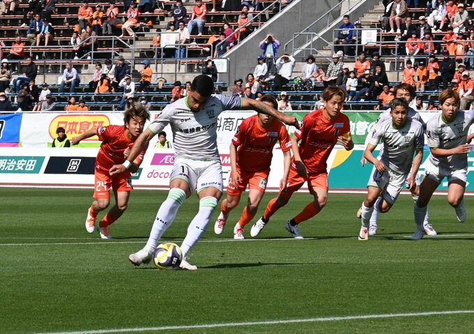 藤枝MYFC 怒とうの4ゴールで連敗を4でストップ 愛媛に4-2【J2リーグ第12節結果】　|　静岡のニュース | SBSNEWS | 静岡放送