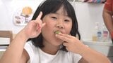旬のブドウを食べ比べて親子で学ぶ「ごちキッズ出前授業」 山梨・中央市 | 山梨のニュース | UTYテレビ山梨