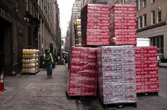 トランプ氏が要望、米国産サトウキビ糖使用のコーラ新製品に供給の壁| TBS CROSS DIG with Bloomberg