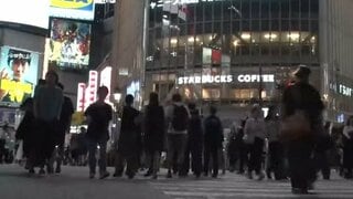 「夜をやり過ごす場所」が街から消えた ナイトタイムエコノミーの変容と「居場所」の行方| TBS CROSS DIG with Bloomberg