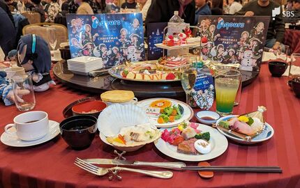 夢あふれた地元愛テーマの「歌」と「料理」と「絆」の​​​​クリスマス