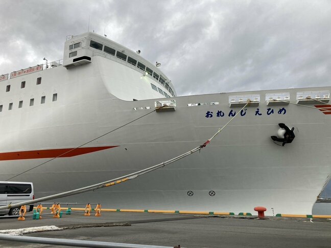 艦船侵入容疑など フェリーの女子浴室で盗撮した疑い 18歳の男逮捕 大阪から愛媛に向かう船上で|TBS NEWS DIG