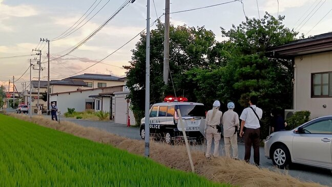 【速報】山形市の住宅街のクマ 麻酔銃を使用し対応中 落合町の住宅敷地にクマがいることを確認|TBS NEWS DIG