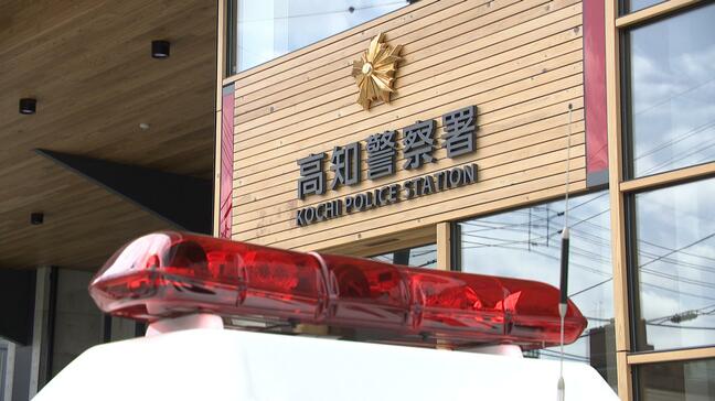 「お尻を触られた」通報後も女性は男を見張り続け…GW大混雑の「ひろめ市場」で犯行か、47歳男を逮捕も「わかりません」容疑を否認　【高知】|TBS NEWS DIG