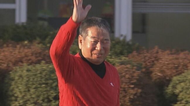 “菓子折りを配った”として書類送検された岐阜・本巣市の鍔本規之市議（77）が略式手続拒否  ｢罰金を納めるのではなく裁判で無罪を訴えていきます｣ |TBS NEWS DIG