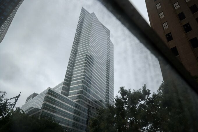 ゴールドマンのプライベートクレジット、解約請求4.999%－競合は制限