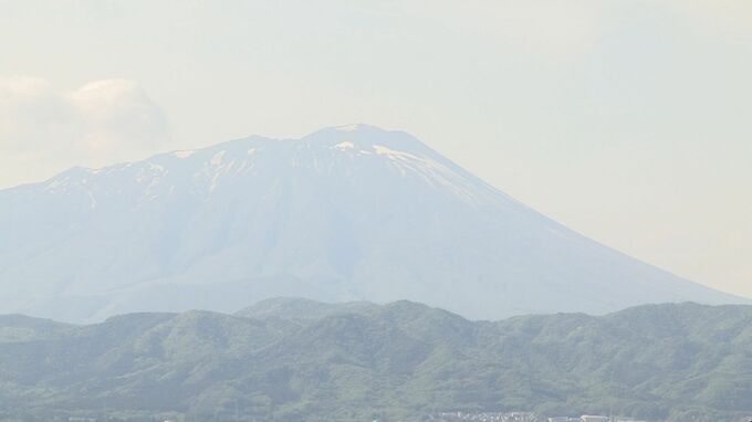 岩手山6合目付近で滑落の50代女性を救助　意識あり|TBS NEWS DIG