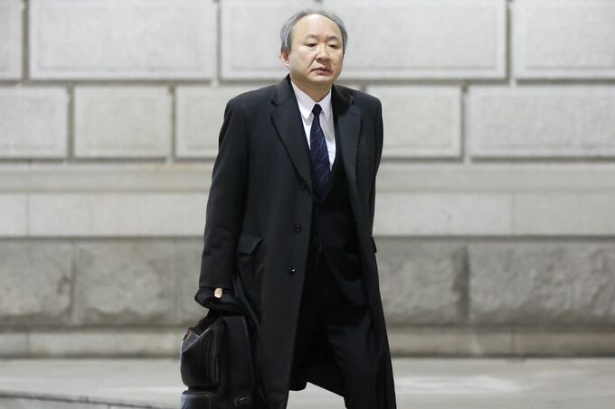 野口日銀委員、むやみな介入は適切でない－超長期金利上昇を静観