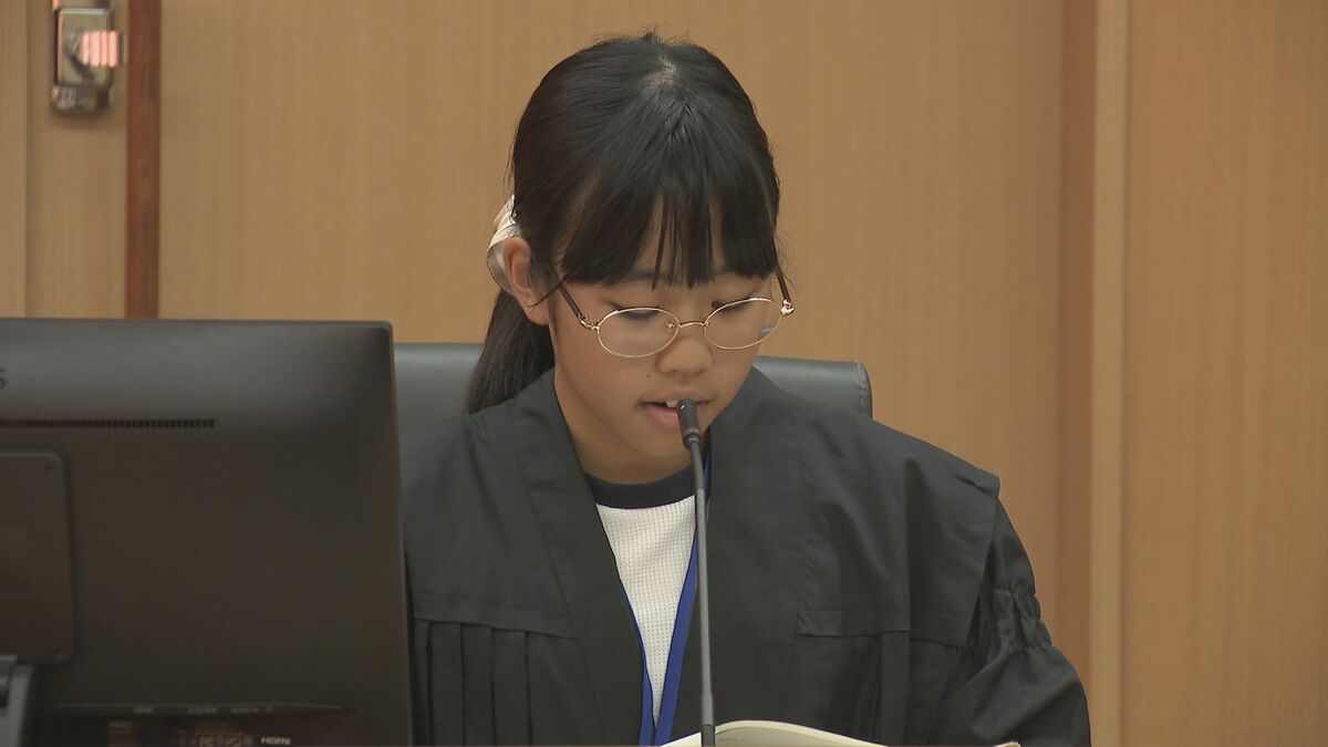 「テレビで見るより難しかった」裁判を進めるのは夏休み中の小学生!模擬裁判体験で理解深める | TBS NEWS DIG