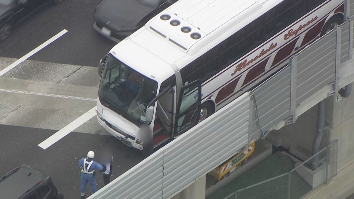 【速報】名神高速上り線の一宮IC付近で観光バスとトラックと乗用車あわせて3台がからむ事故 バスの乗客にけがはない模様
