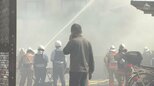 「屋外でゴミが燃えている」その後住宅に延焼し2棟が全焼する火事 住宅街が煙に包まれ 広島市西区|TBS NEWS DIG