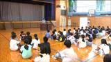 「宿題が終わらなかった」一足早く夏休みが終了した小学校では子どもたちが元気に登校 宮城・石巻市|TBS NEWS DIG