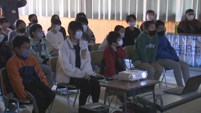 津波を伝承する海の民話をアニメで表現　小学校で上映会　|　MRTニュース ｜ ＭＲＴ宮崎放送
