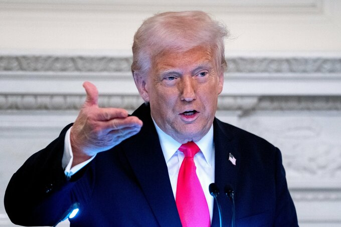 トランプ氏とカナダ首相、初の電話協議－４月総選挙後に会談へ