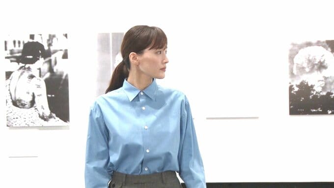 綾瀬はるかさん「二度と核兵器を使ってはいけない」東京で開催中の原爆を記録した写真展で思いを語る|TBS NEWS DIG