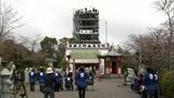 高さ日本一の弘法大師像を洗い清める 延岡市の今山大師で恒例の「大沐浴」|TBS NEWS DIG