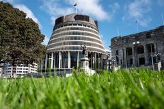 ニュージーランド格付け見通し「ネガティブ」に引き下げ－フィッチ| TBS CROSS DIG with Bloomberg