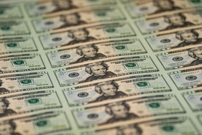 円が１ドル＝155円台に下落、トランプトレードによるドル高続く