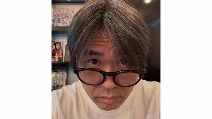【 品川祐 】 「真っ白になりたい」　白髪と老眼鏡姿をインスタで堂々公開　年齢の変化を前向きに受け止め|TBS NEWS DIG