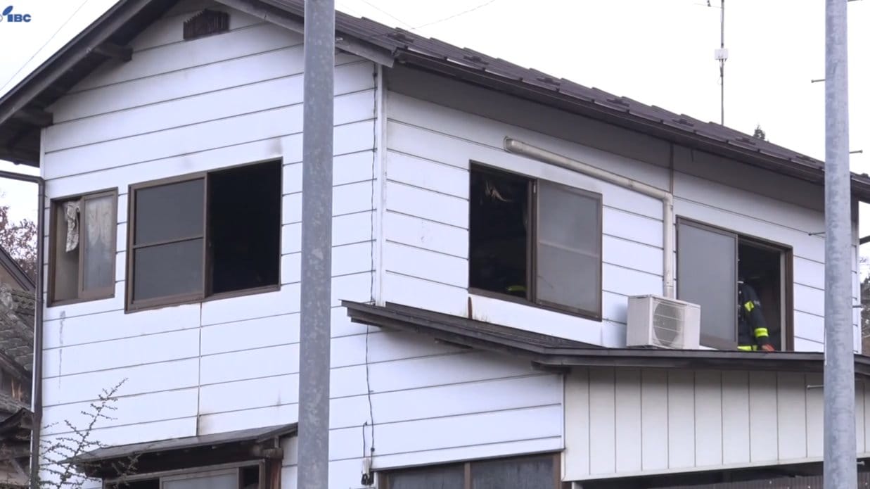 岩手県奥州市で住宅火災 焼け跡から男性1人の遺体 身元特定急ぐ | TBS