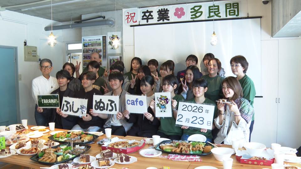 「十五の春」高校進学で親元を離れた小規模離島の子どもたち　周囲と支え合った3年間、次なる人生の舞台へ 「十八の春」を祝う