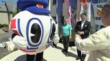 三陸鉄道のキャラクター「さんてつくん」が一日保護司に 「保護司の活動に理解を」と街頭で呼びかけ|TBS NEWS DIG