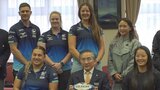 オーストラリアのラグビーチームが富士吉田市長を訪問　27日にエキシビションマッチ　ラグビー教室も開催|TBS NEWS DIG