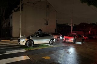 サンフランシスコ停電でウェイモの自動運転車が立ち往生、交通混乱| TBS CROSS DIG with Bloomberg