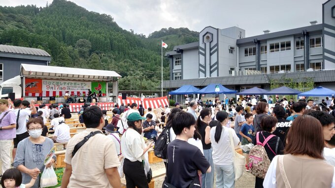 BRTひこぼしライン開業受け　地元で初のイベント　大分　|　大分のニュース｜OBS NEWS｜大分放送