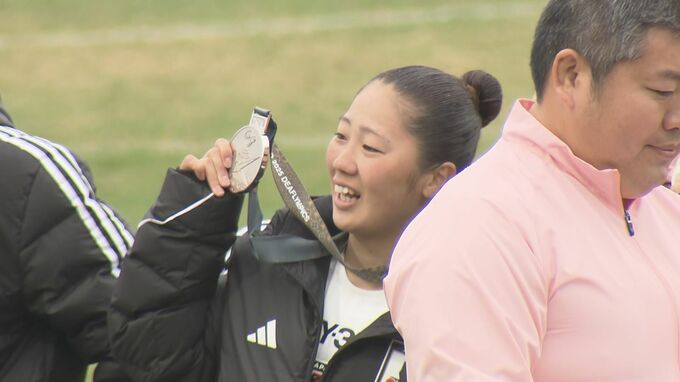音は聞こえなくても…「応援の力感じた」デフサッカー女子日本代表が史上初の銀メダル【東京デフリンピック】|TBS NEWS DIG