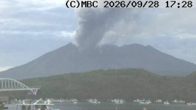 桜島南岳山頂火口で噴火、噴煙高さ1600m【今夜～あすの降灰予報】鹿児島|TBS NEWS DIG