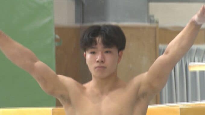 岡慎之助選手に独占インタビュー「3つが混ざっちゃってどの金メダルか分からないんですよ」パリ体操男子で3冠達成 4つのメダル持ち帰る【岡山】　|　岡山・香川のニュース | 天気 | RSK山陽放送