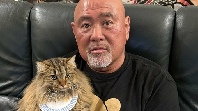 【 ねこ 】武藤敬司の愛猫「ルビー2歳の誕生日」もはや「俺の唯一の友達」　フォロワー祝福「似てますね」「似てるぞ」|TBS NEWS DIG