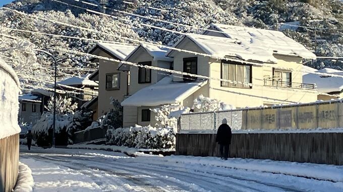 高知県内 大雪の峠越えるも路面はアイスバーンに　|　高知のニュース・天気｜KUTV NEWS | KUTVテレビ高知