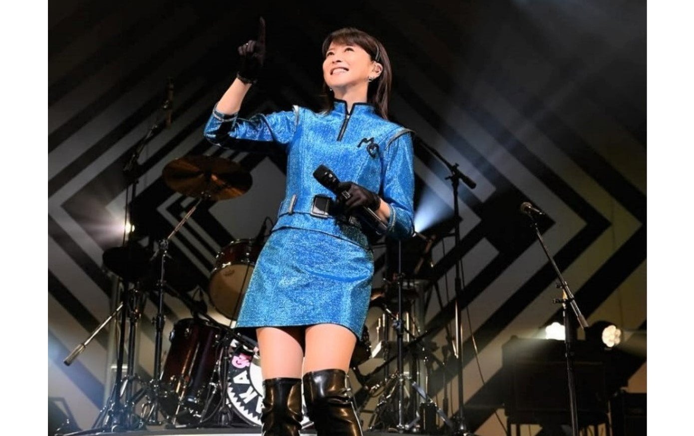 森高千里 】 「『九州育ち』や『この街』は大切な故郷を思いながら歌い